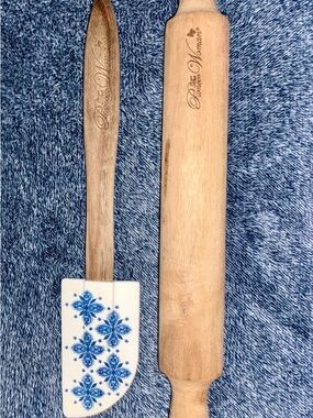 The Pioneer Woman Blue and Natural Wooden Rolling Pin and Spatula Set